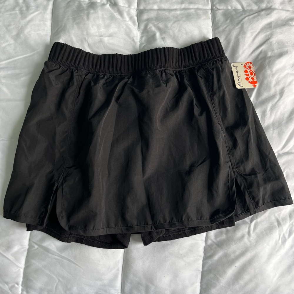 NWT FREE PEOPLE SKORT